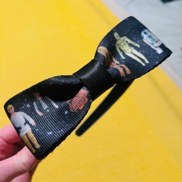 Harveys Seatbelt Bags Star Wars Vintage Figure Hair Bow Headband - Picture 4 of 11